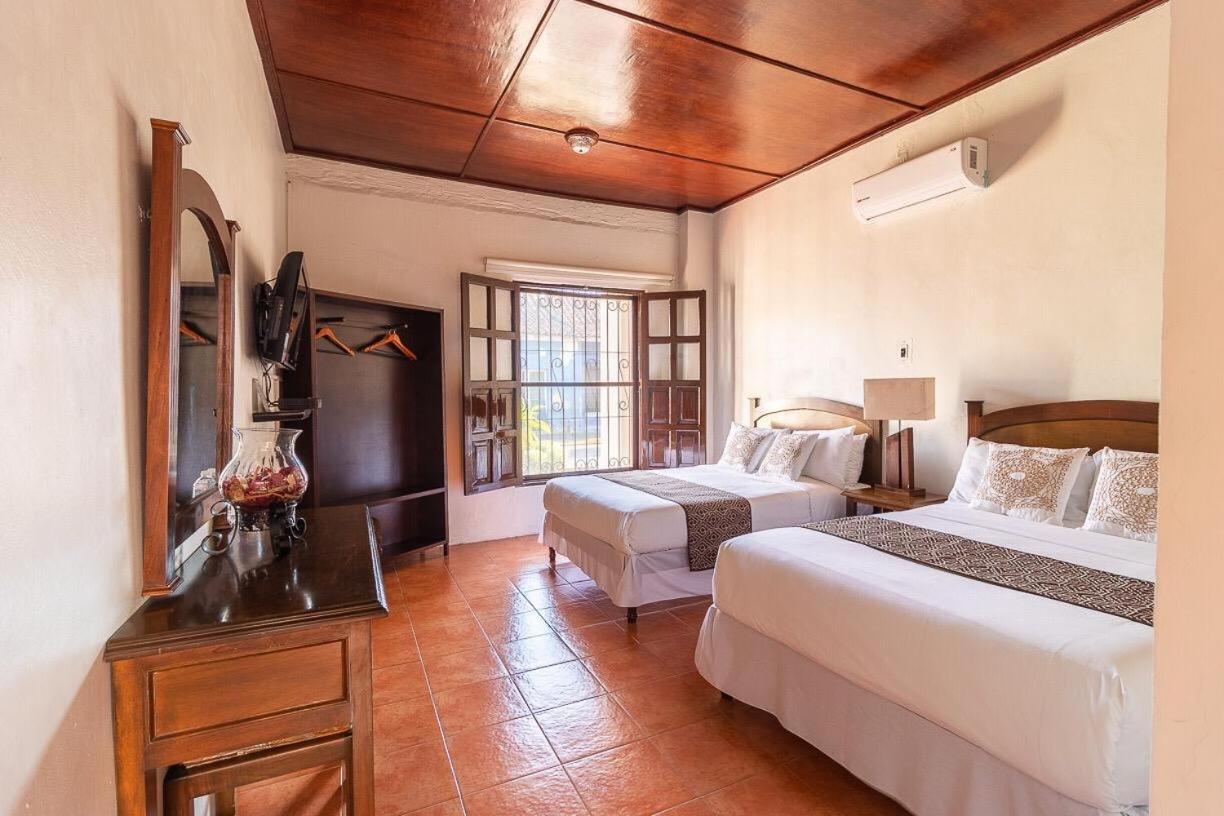 Hotel Dona Juana Tlacotalpan Zewnętrze zdjęcie